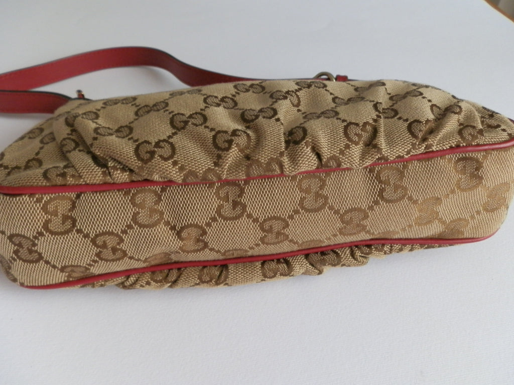 Gucci shoulder bag