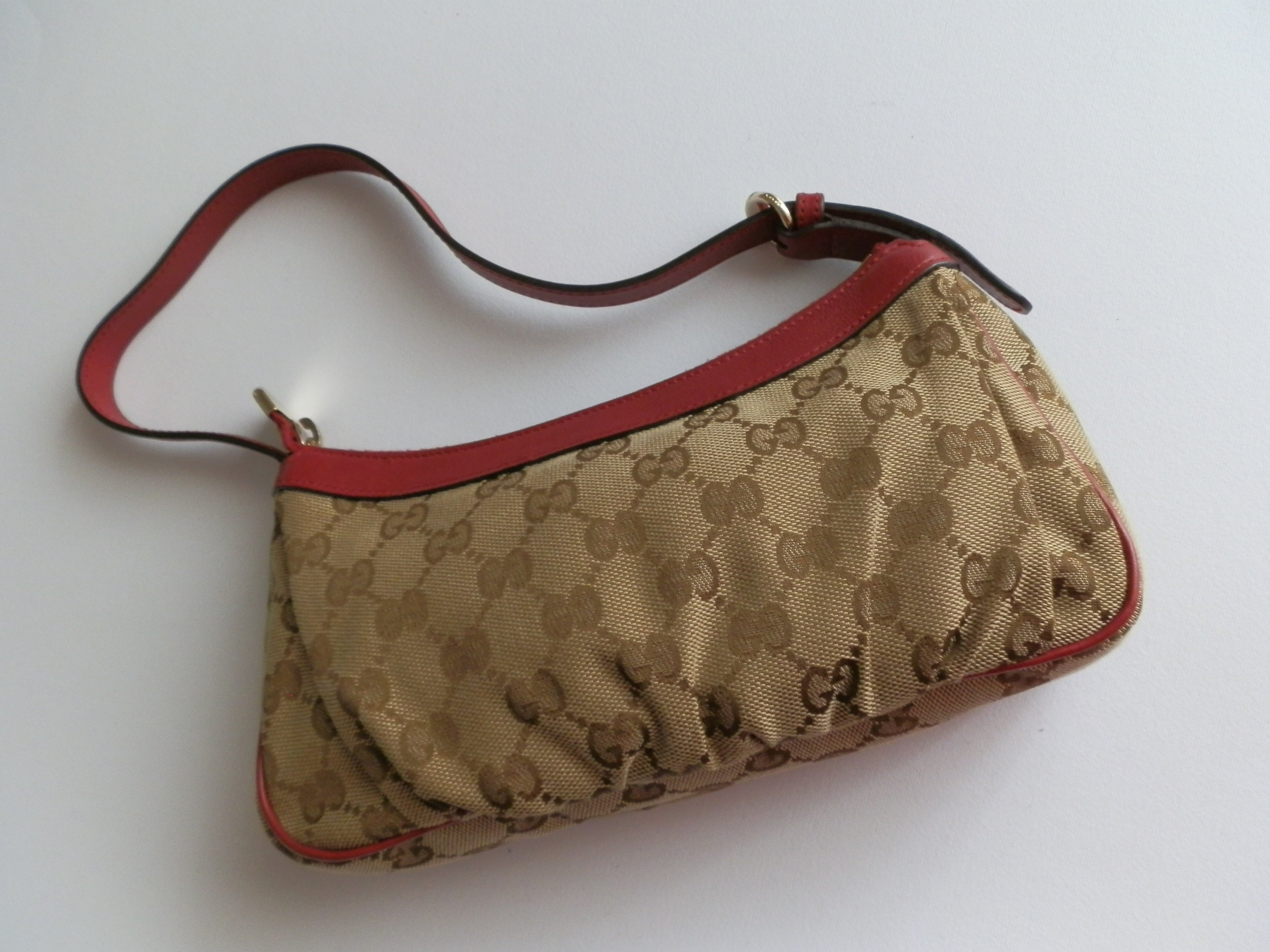 Gucci shoulder bag