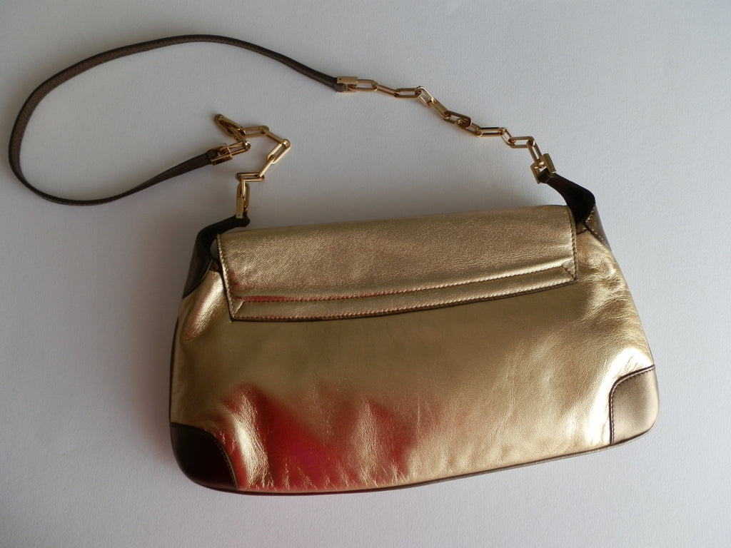 Gucci tiger charm shoulder bag F/W 2000