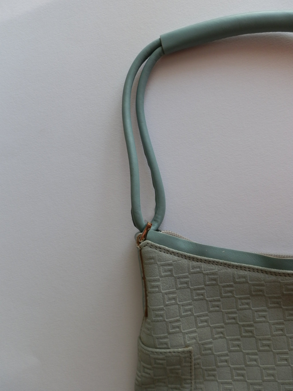Gucci suede shoulder bag