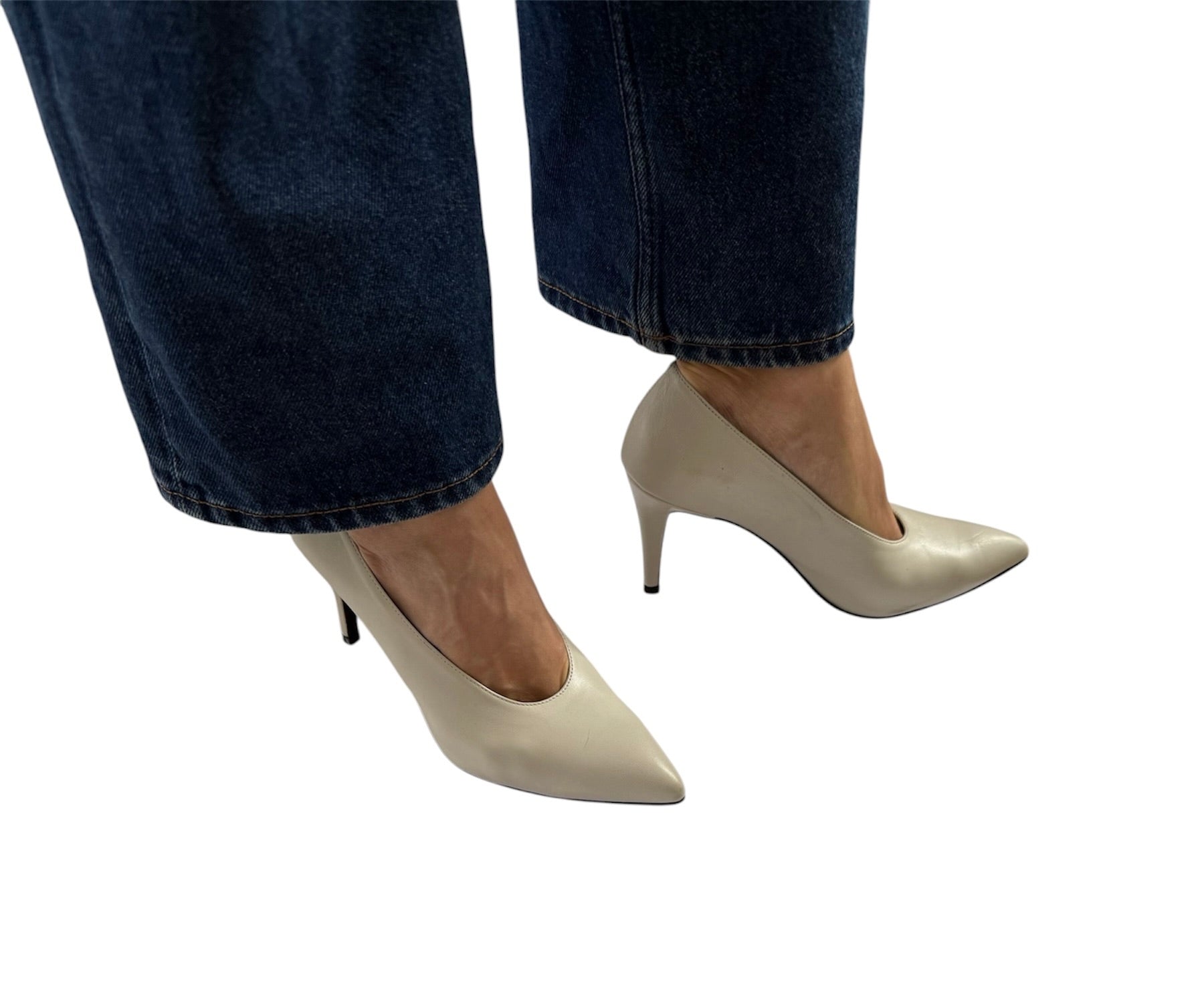 Ice leather pumps