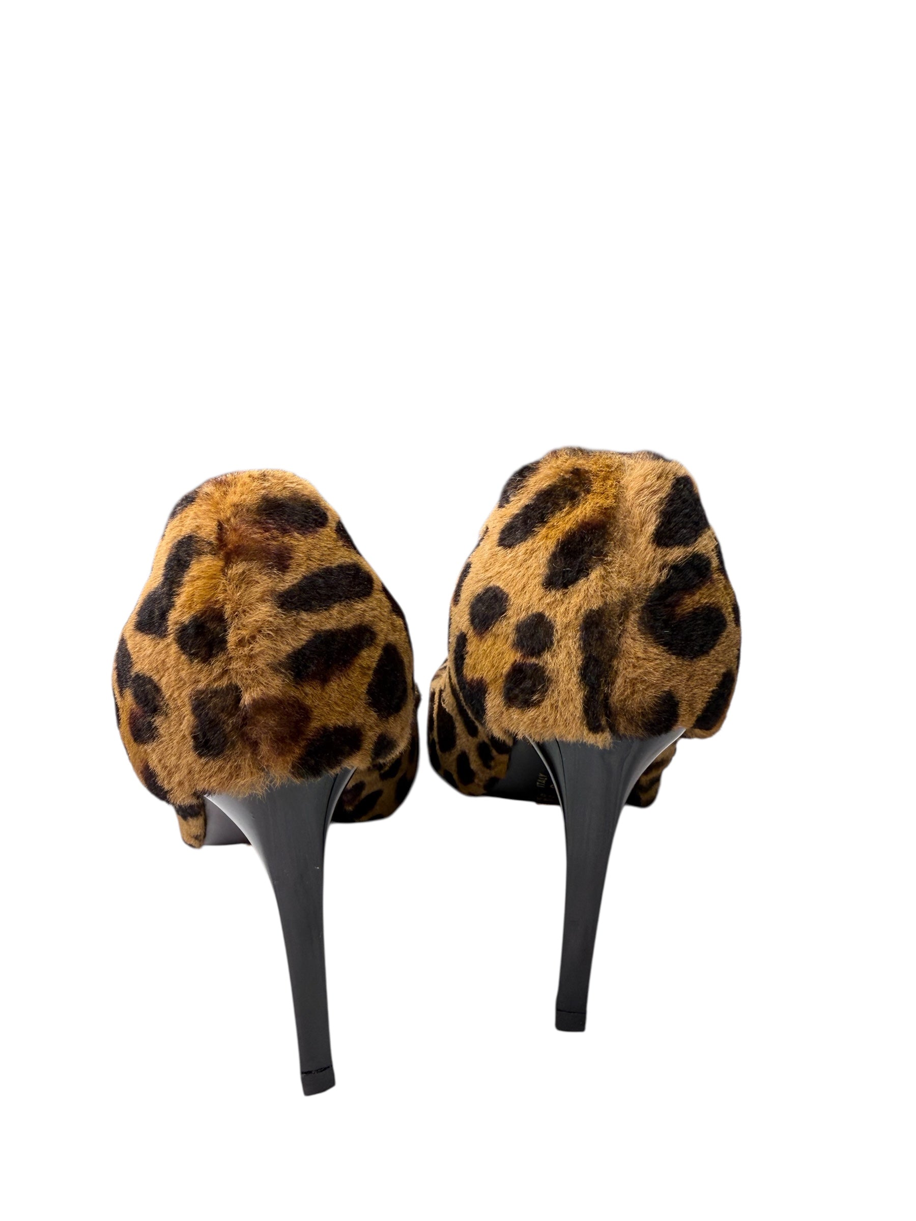 Collette vintage fur leopard heels