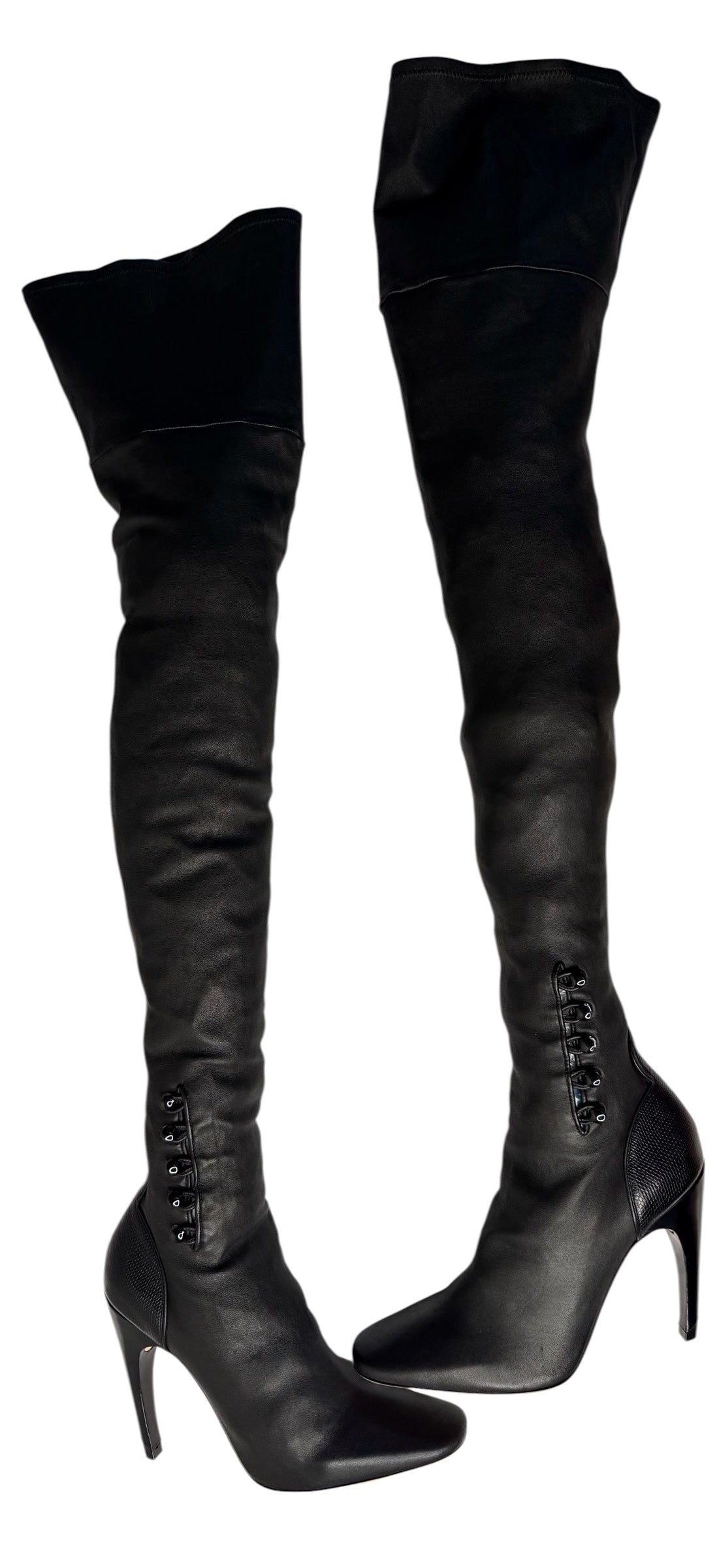 Nina Ricci F/W 2017 over knee boots