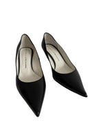 Black 90s leather pumps