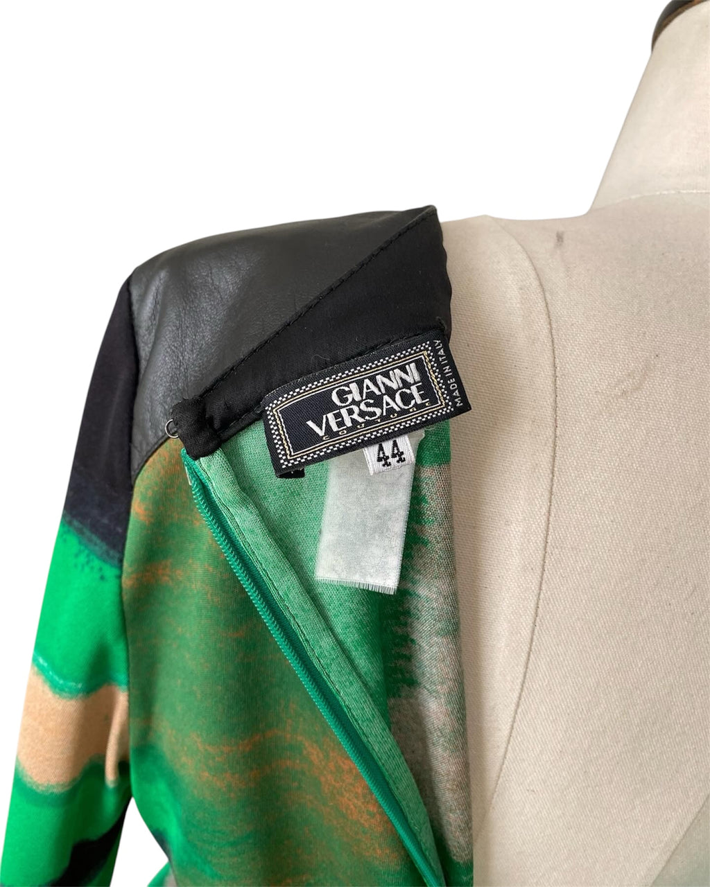 Gianni Versace FW 2001 Runway look dress