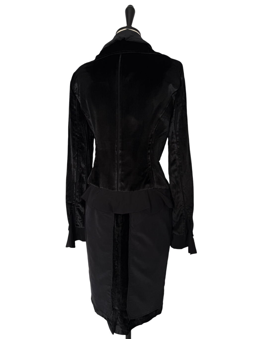 Yves Saint Laurent FW 2002 Runway by Tom Ford